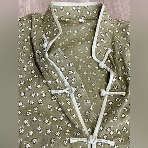 Traditional Chinese/Asian Style- Qipao
Cheongsam Dress - Picture 5 of 6